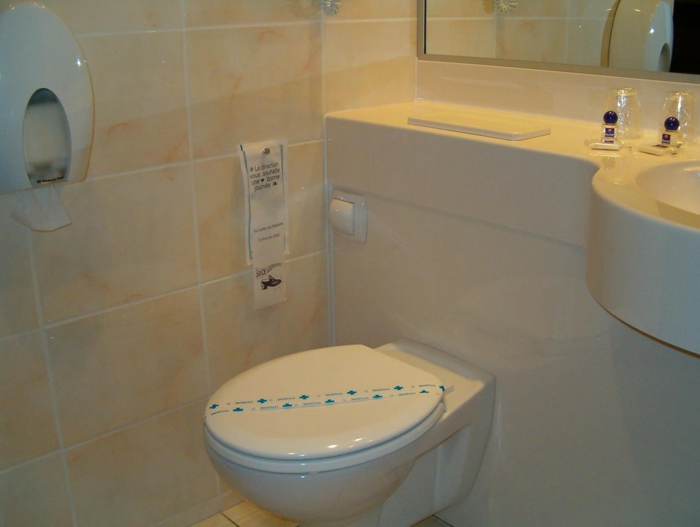 Фото Ibis Styles Nantes Centre Gare