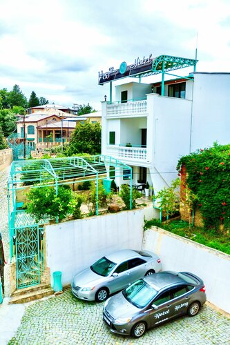 Гостиница History в Кутаиси