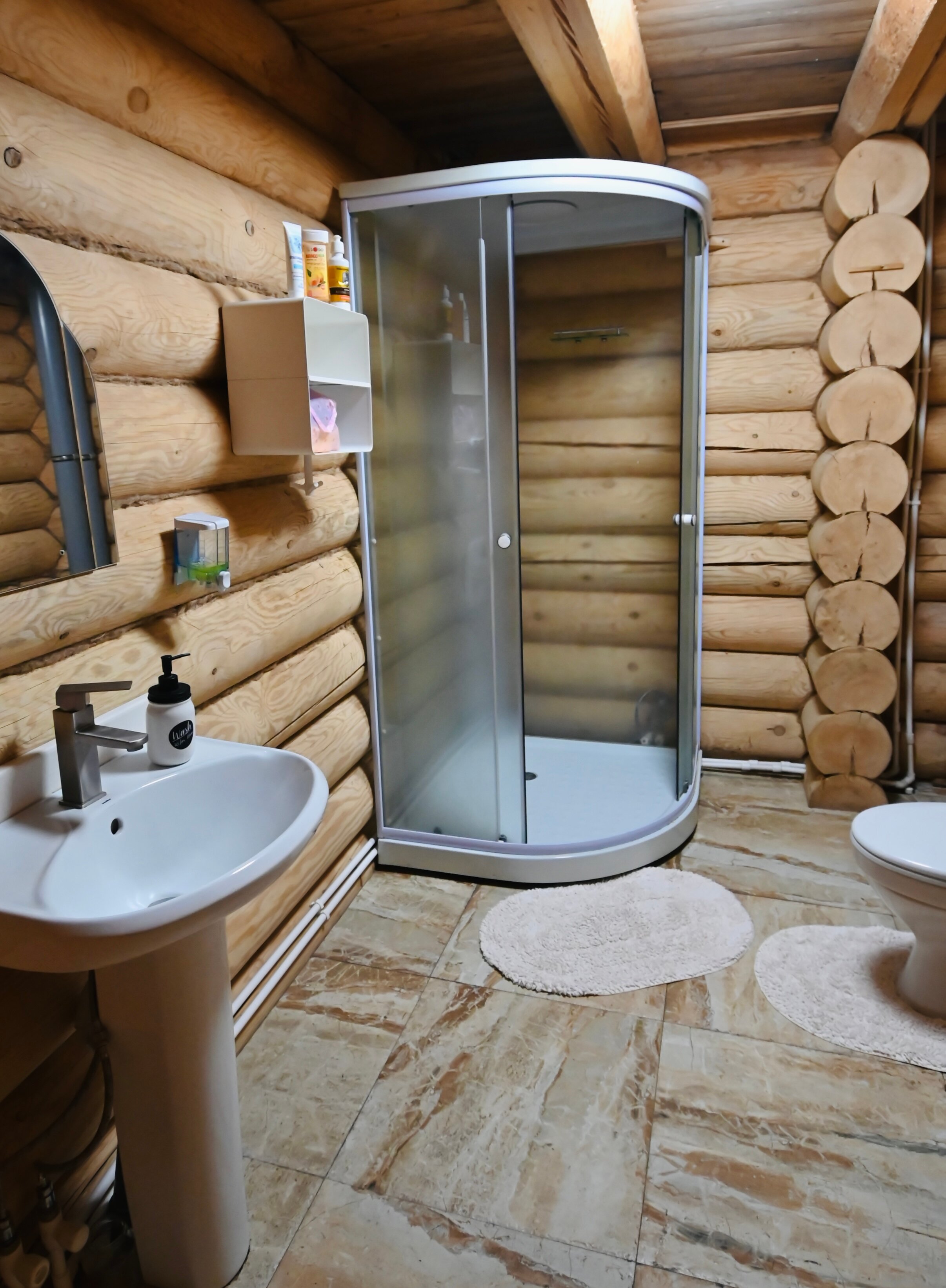 Фото Cosmos Gesh