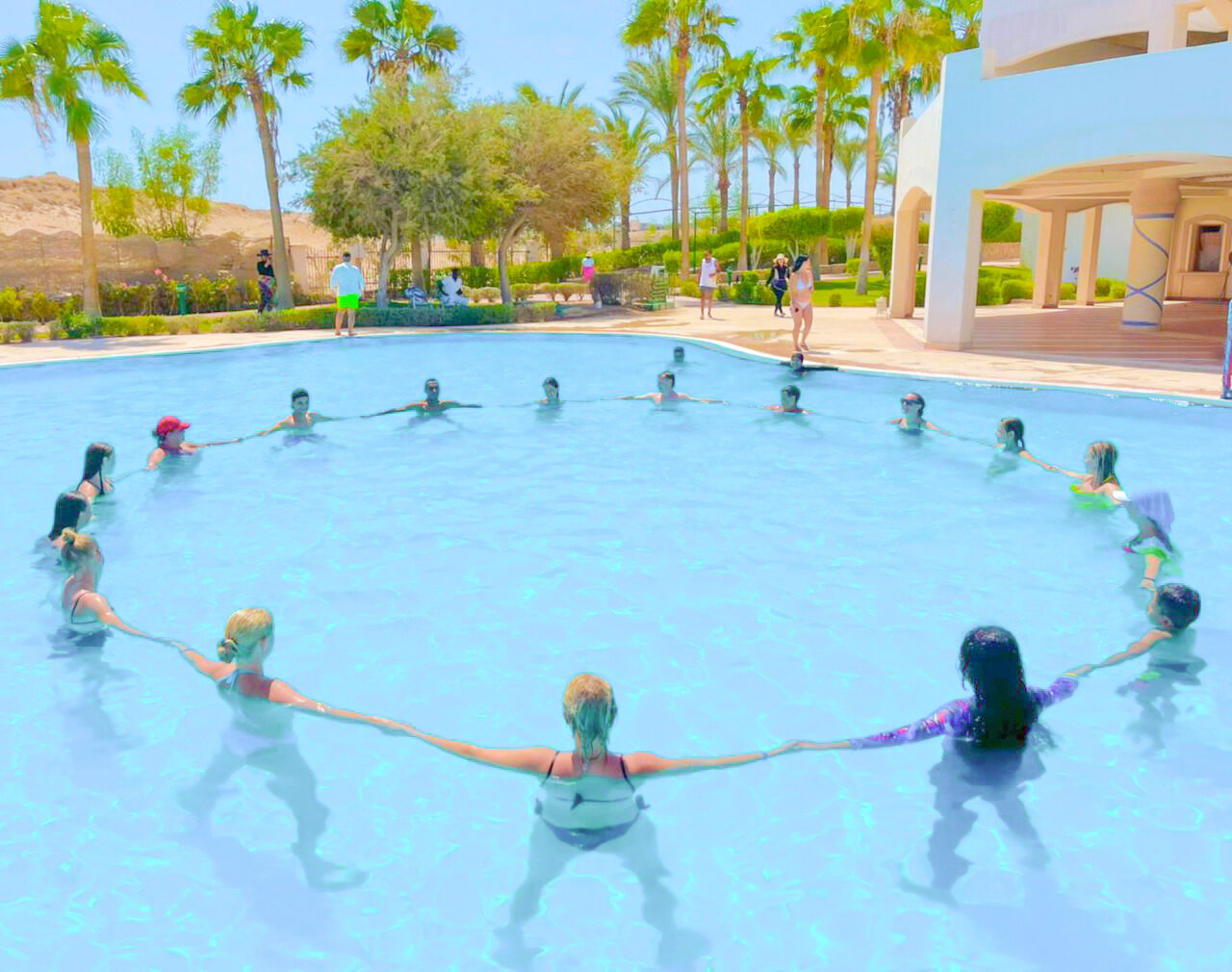 Фото Ivy Cyrene Island Aqua Park Resort