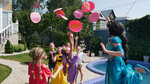 Queen Show (ulitsa 121-y Strelkovoy Divizii, 50А), organization of children events