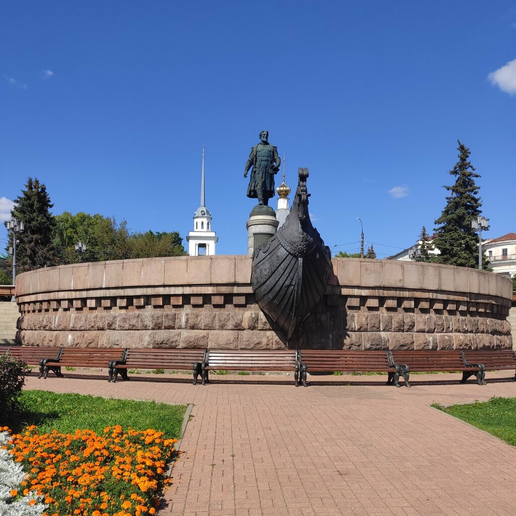 Памятник, мемориал Афанасий Никитин, Тверь, фото