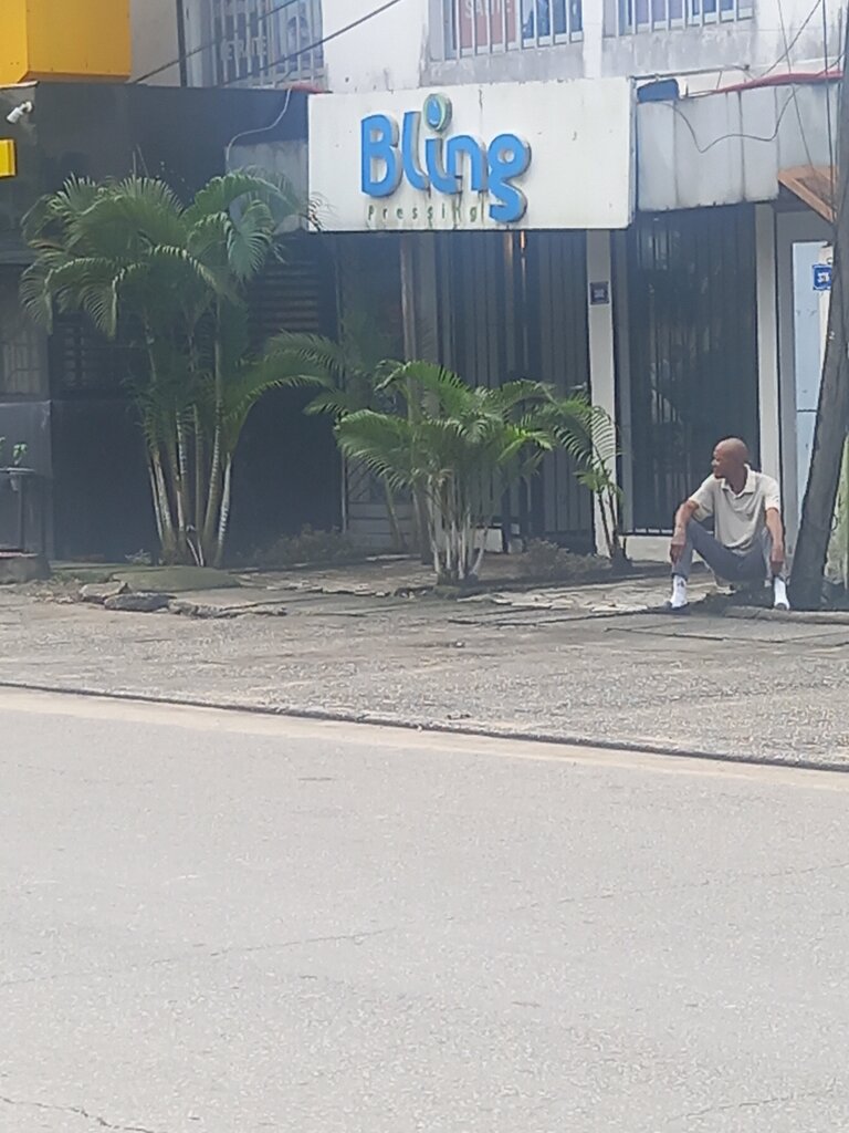 Laundry Bling, Douala, photo