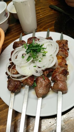 Mashinada yangi minaj