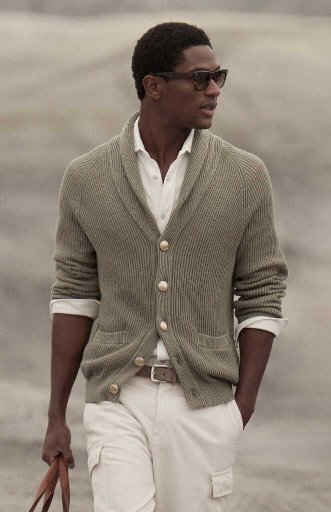 Clothing store Brunello Cucinelli, Dubai, photo