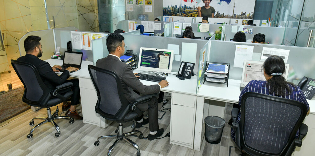 Private experts Study Abroad by DM, Dubai, photo