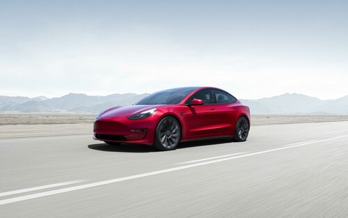  Tesla Destination Charging в Дубае