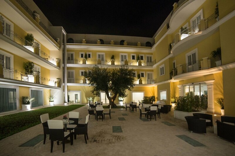 Гостиница Victoria Palace Hotel в Галлиполи