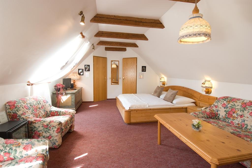 Фото Hotel Biedermeier Hof