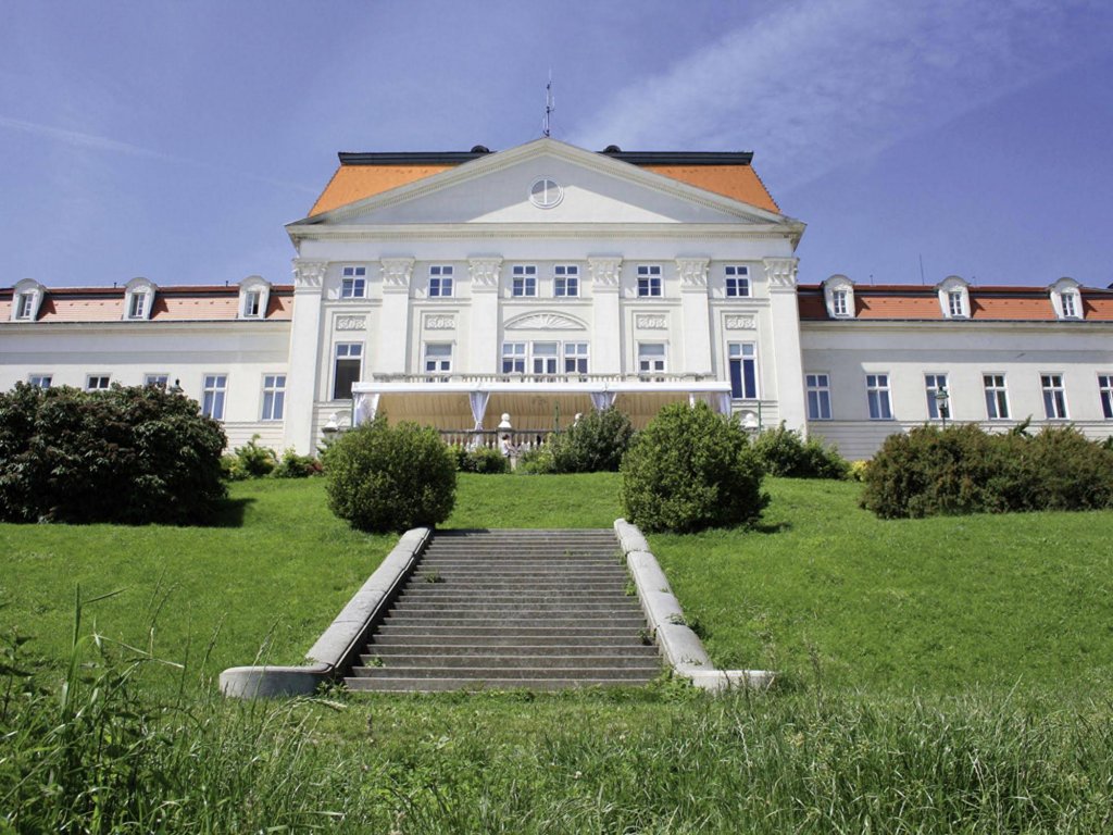 Фото Austria Trend Hotel Schloss Wilhelminenberg