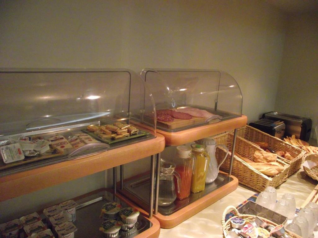 Фото Hotel D'angleterre