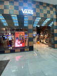 Vans (Dubai Mall, Downtown Dubai, Dubai), shoe store