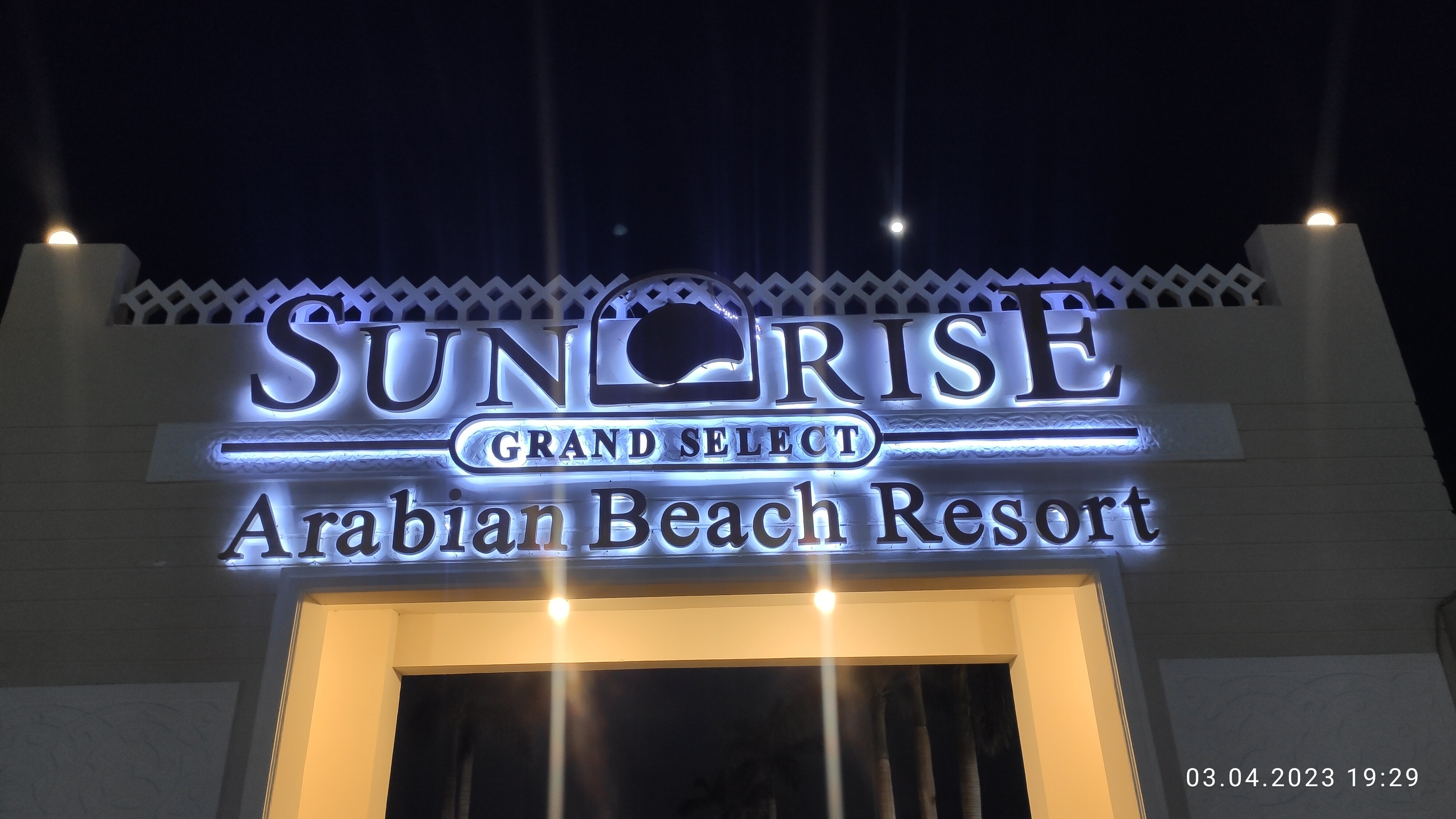 Фото Sunrise Arabian Beach Resort