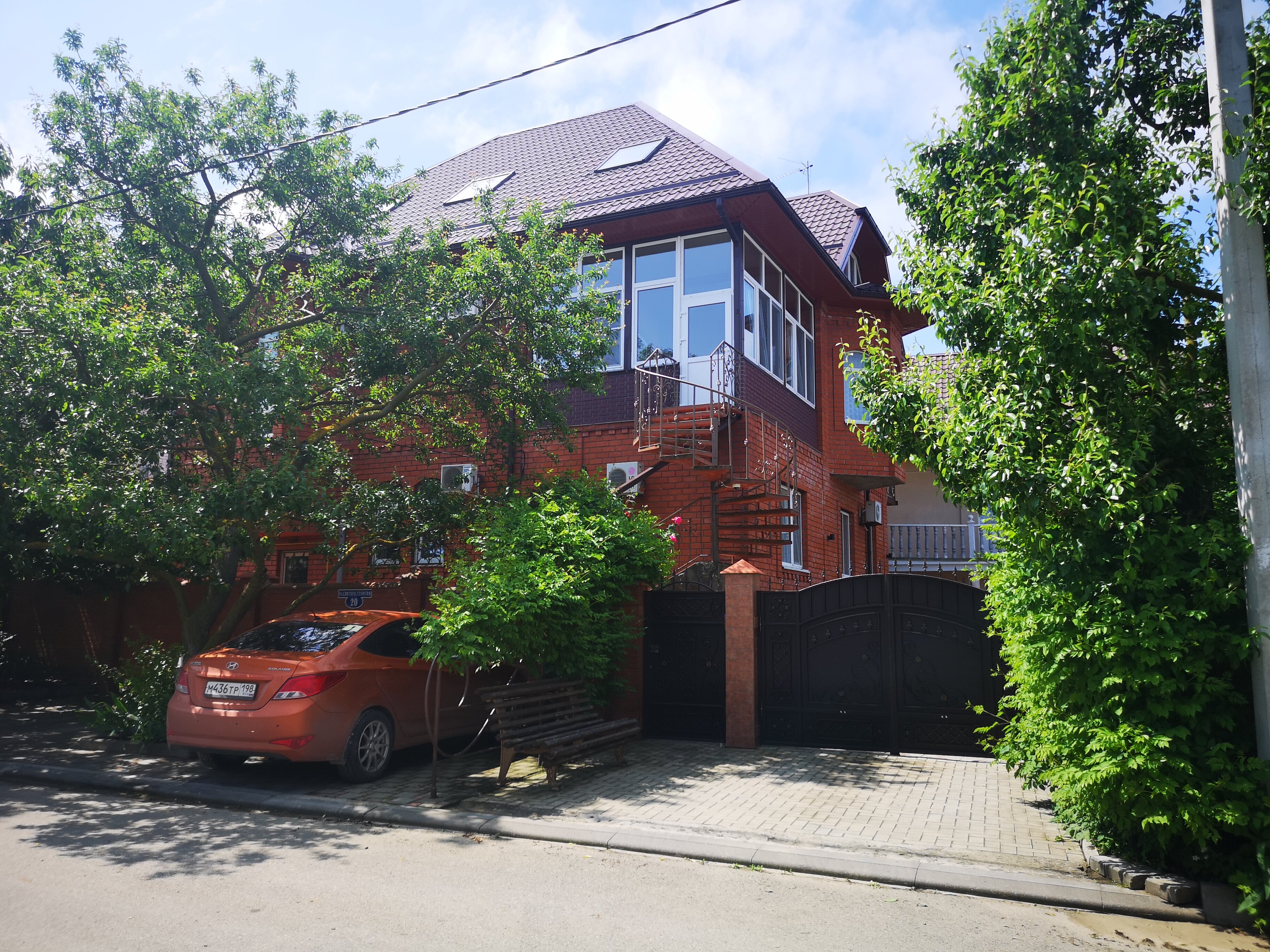 Фото Глориэс