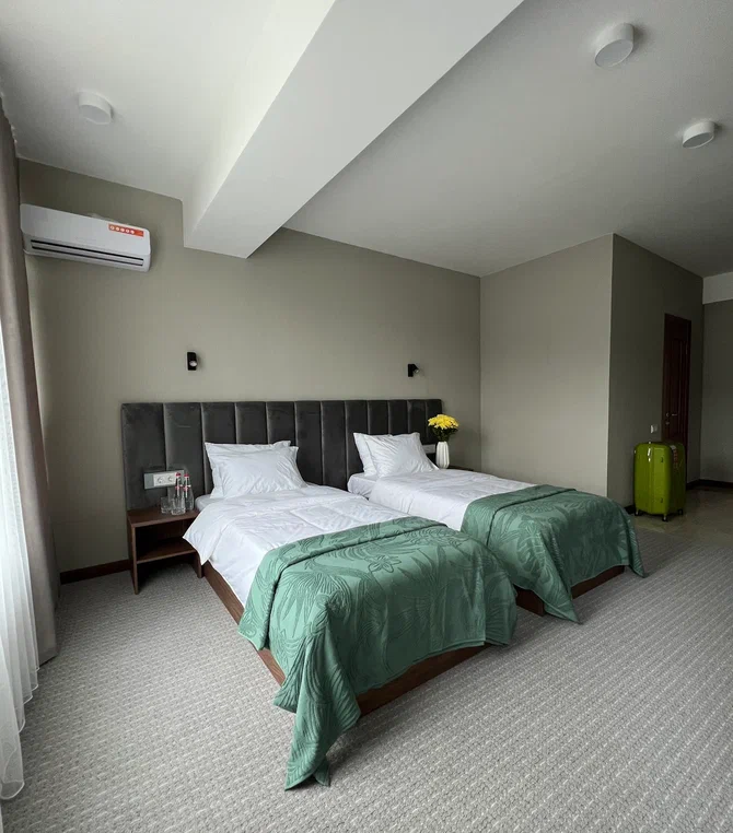 Фото отеля 1