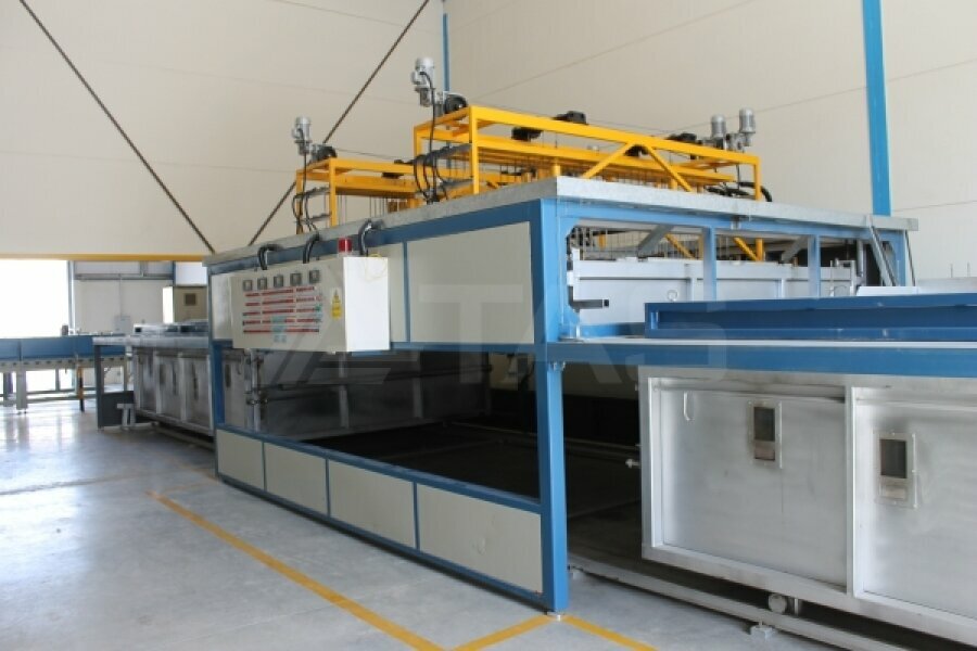Glass workshop Transparent Armor Systems Fze, Ras al‑Khaimah, photo