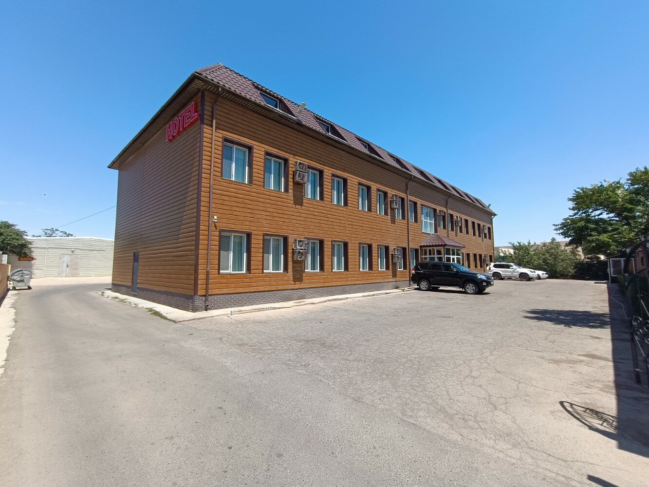 Фото отеля 2