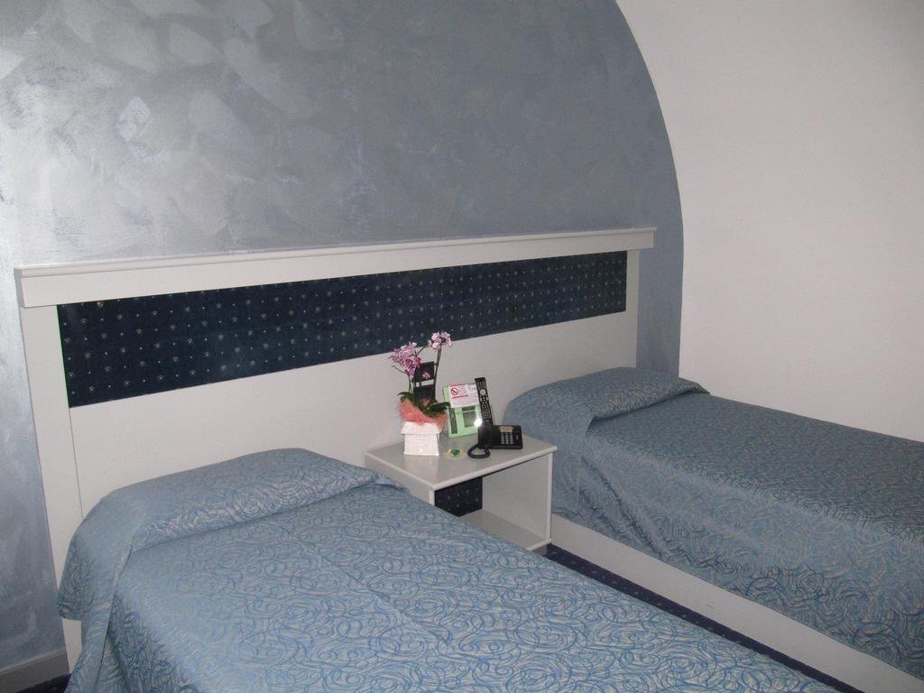 Фото Hotel Garden