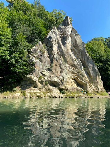 Семіз жопа резеңке сикке секіру видео