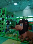 Детский развлекательный центр Лео (vulica Paryzhskaj Kamuny, 2), centro de entretenimiento