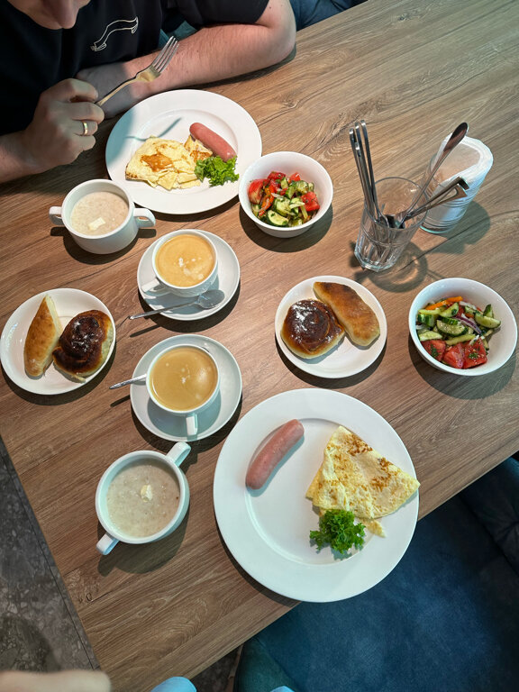 Фото Mirror Family