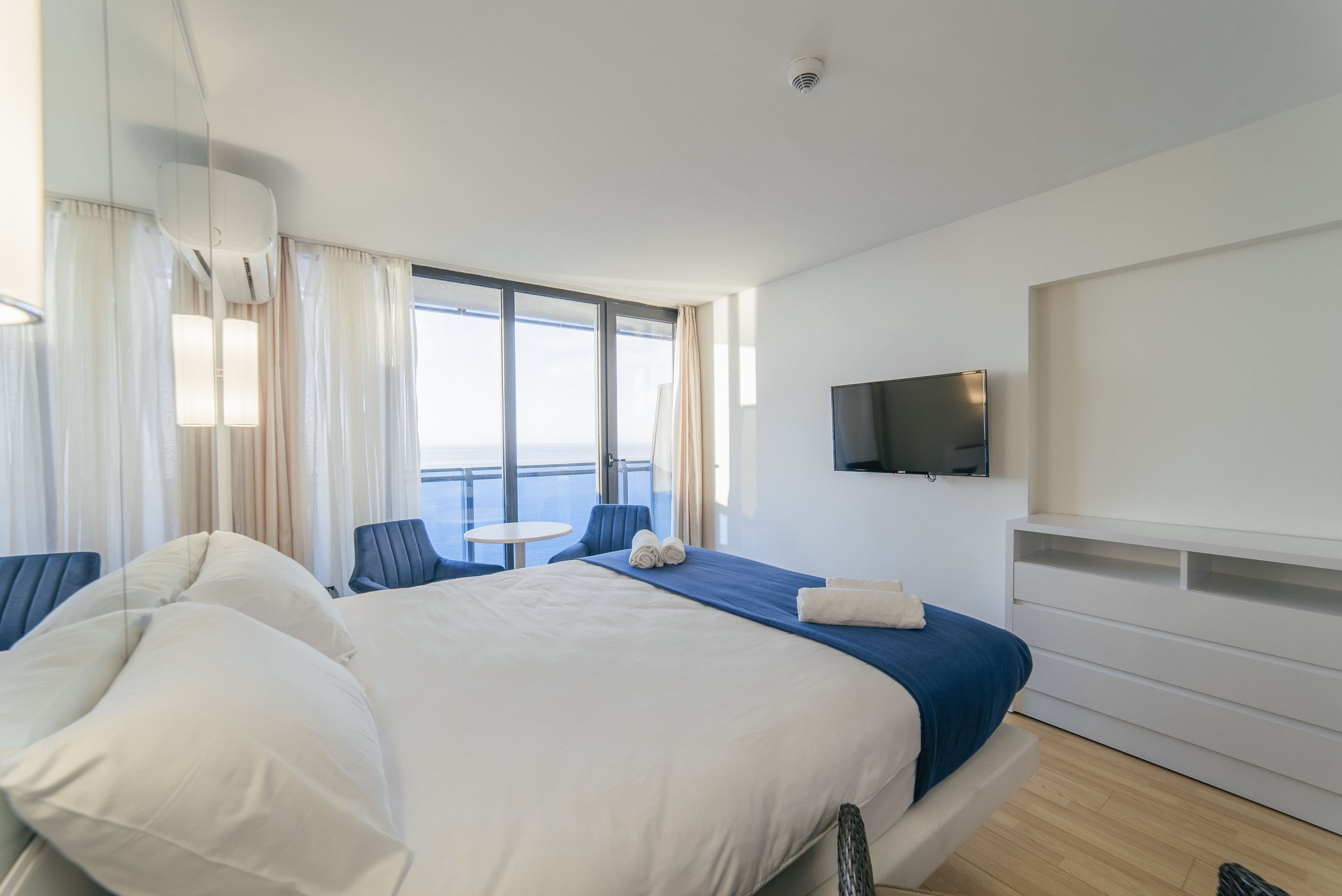 Фото Grand City Apartments