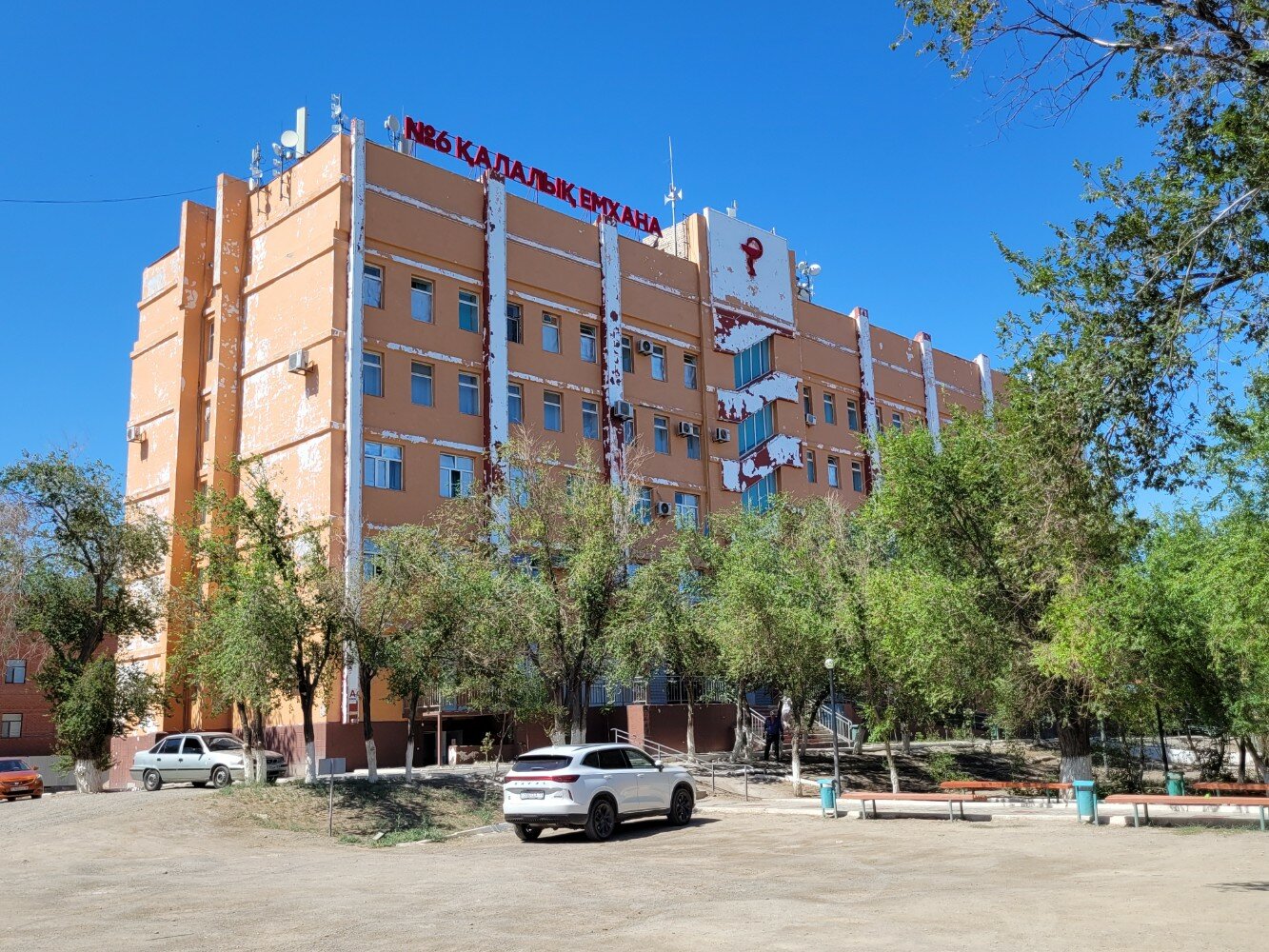 Қатыгез қорқытуды көрсететін порнографияны қараңыз