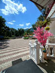 Rayskiy Ugolok (Semashko Street, 13В), guest house