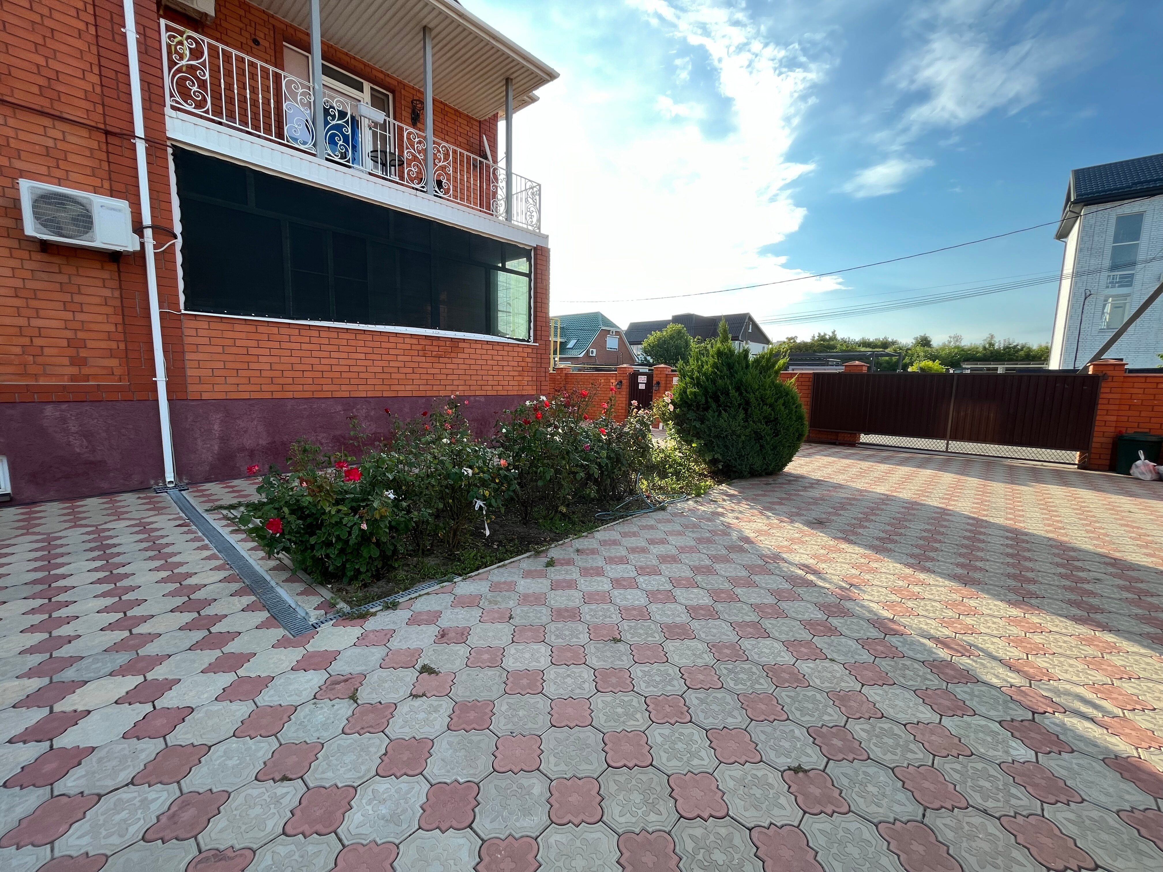 Фото Гостевой дом Югра на Приморском