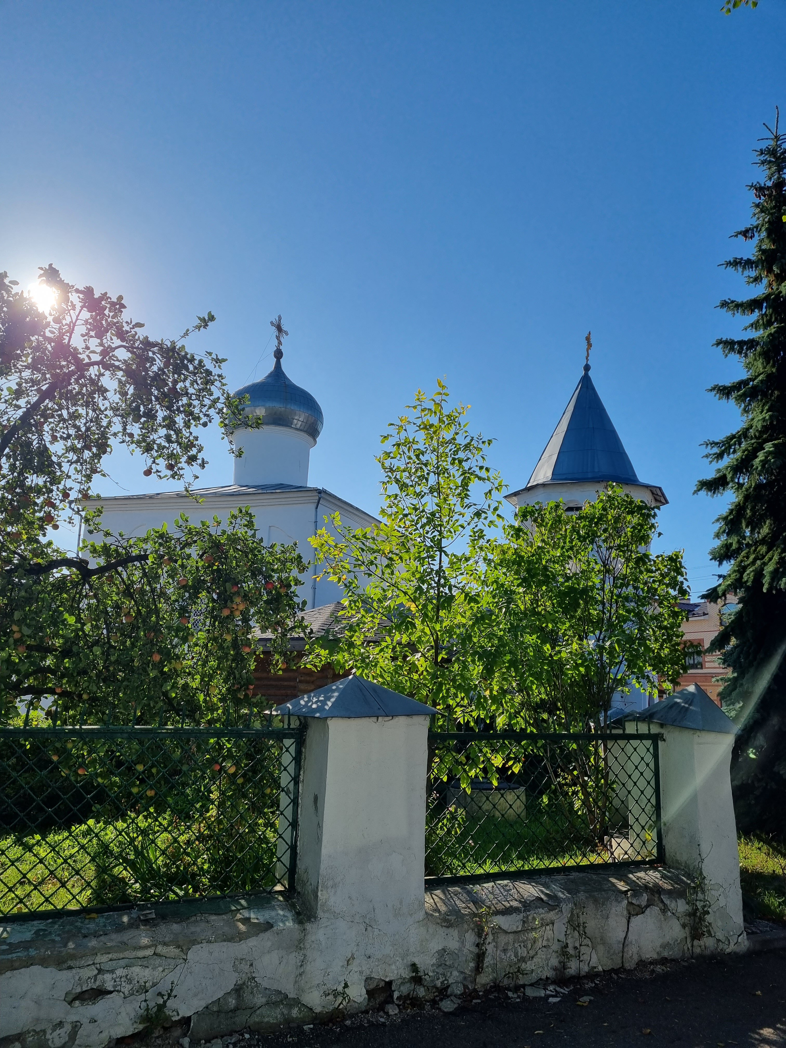Фото Дом паломника подворья Псково-Печерского монастыря