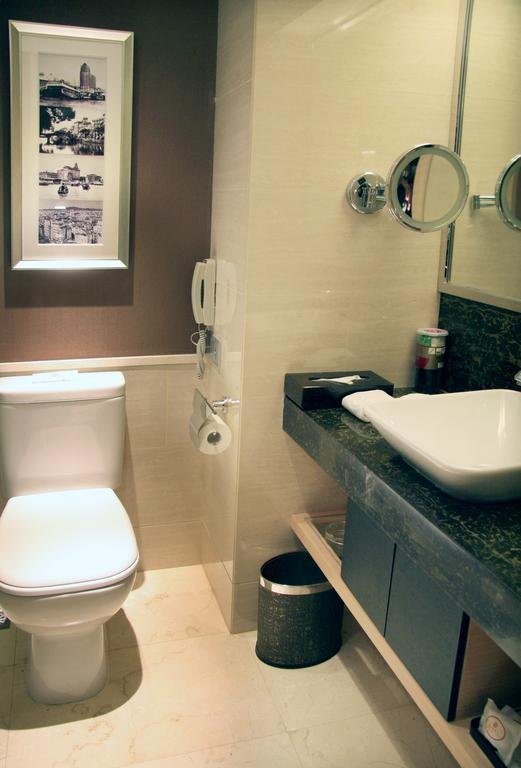 Фото Hotel Landmark Canton