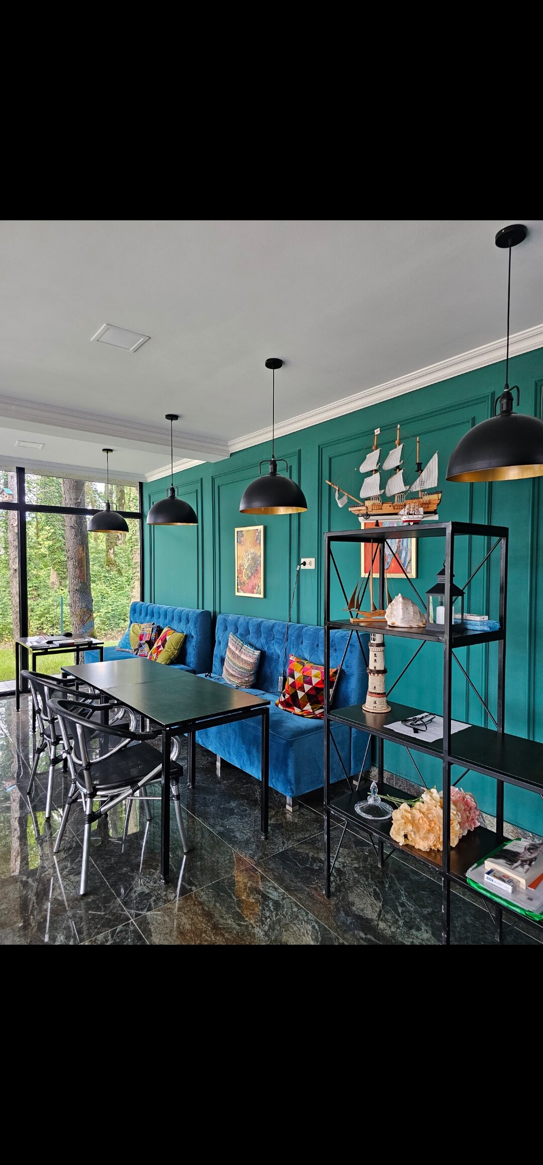 Фото Simple Pleasures Hotel