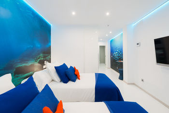 Фото Wavia Hotel - Adults Only