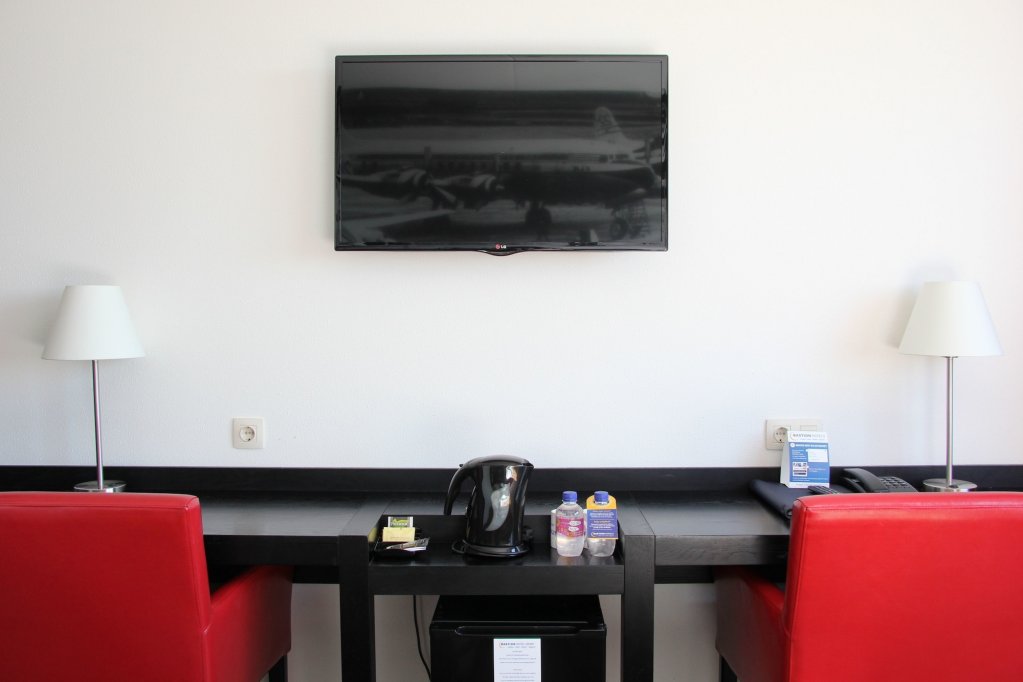 Фото Bastion Hotel Amsterdam Airport