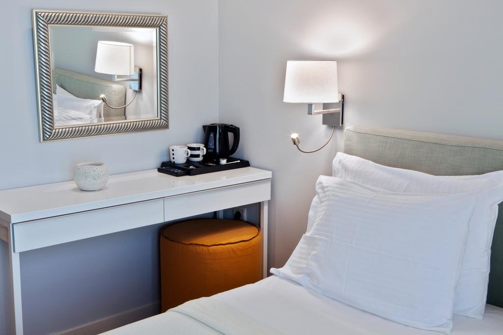 Фото Phidias Piraeus Hotel