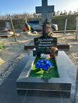 Студия Монумент (Akademika Pavlova Street, 23Б) ، شواهد القبور