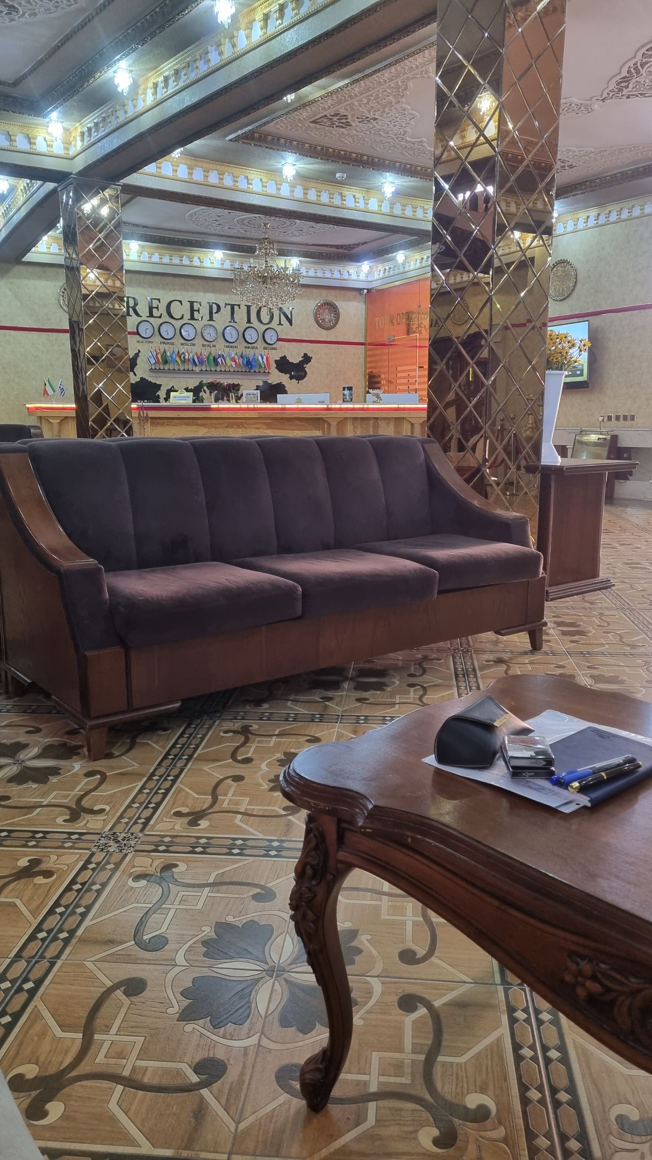 Фото Karavan Hotel