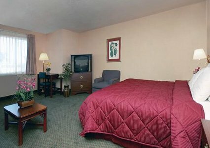 Фото Comfort Inn West