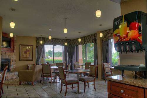 Фото Quality Inn Merchants Drive