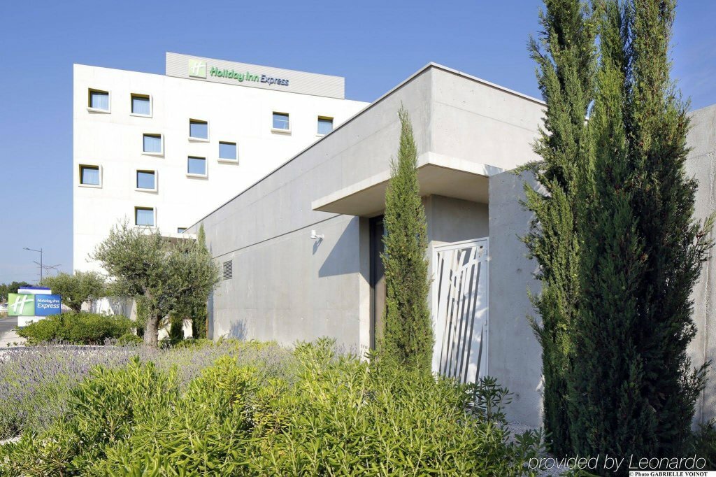 Фото Holiday Inn Express Montpellier - Odysseum