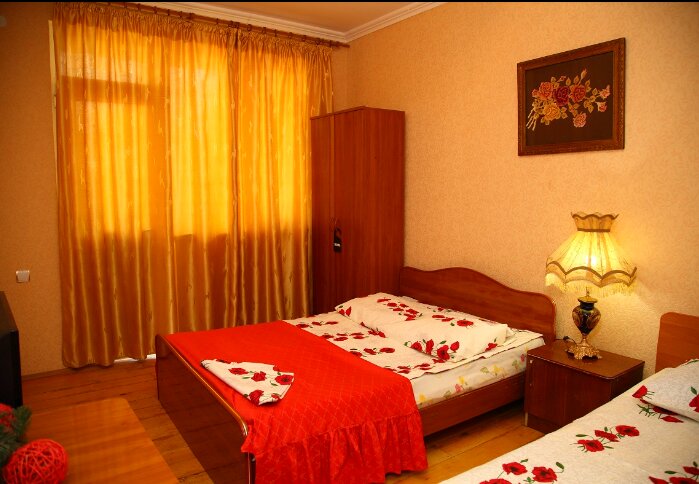 Фото Милана