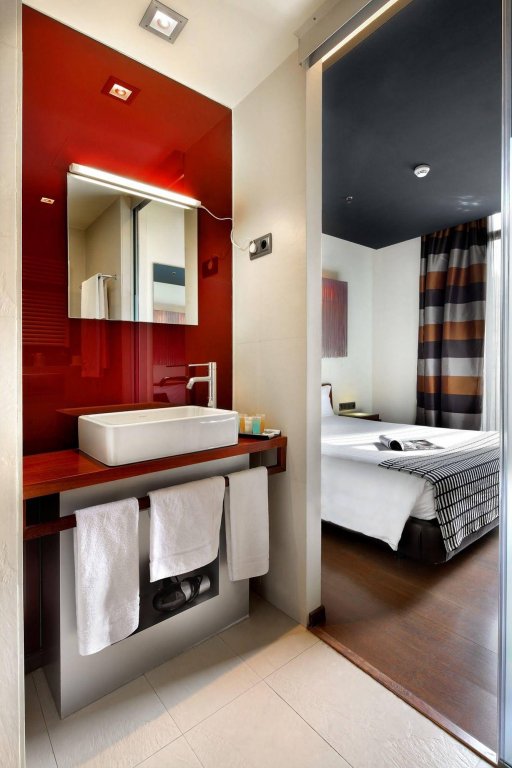 Фото Wilson Boutique Hotel