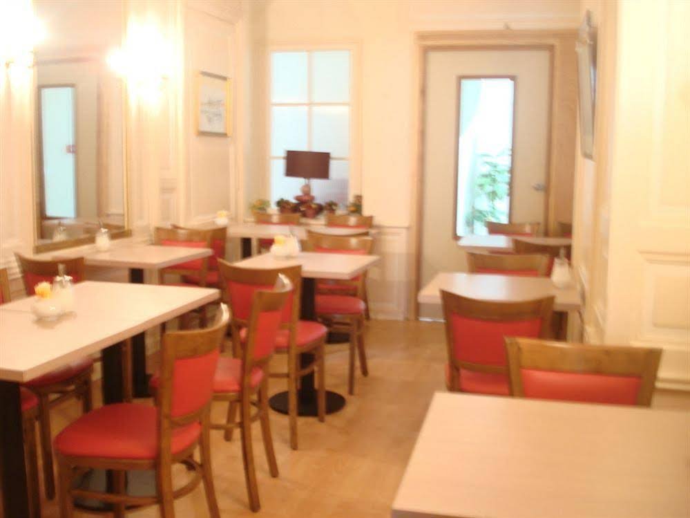 Фото Comfort Hotel Francois 1er 