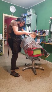 Валентина (selo Kiritsy, ulitsa Stroiteley, 12), hairdresser