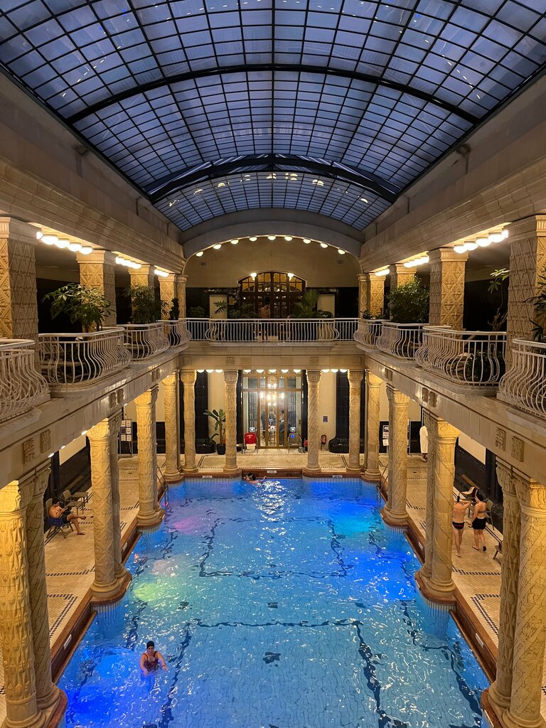 Landmark, attraction St. Gellert Thermal Baths, Budapest, photo