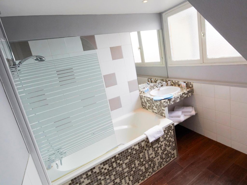 Фото Kyriad Reims Centre