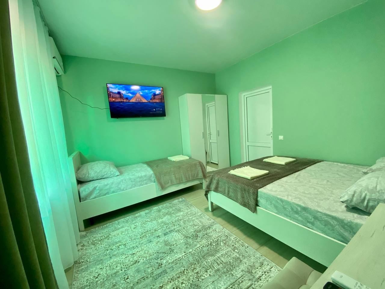 Фото Поющий Колибри