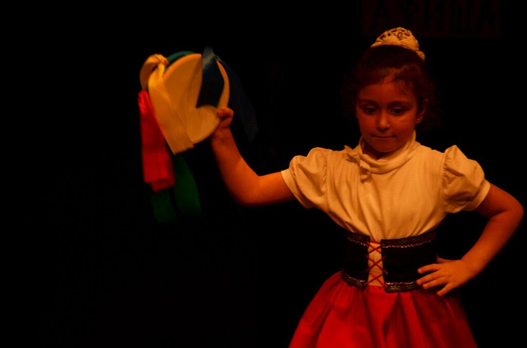 Further education Detskiy tvorcheskiy tsentr Teatralnaya semya, Saint Petersburg, photo