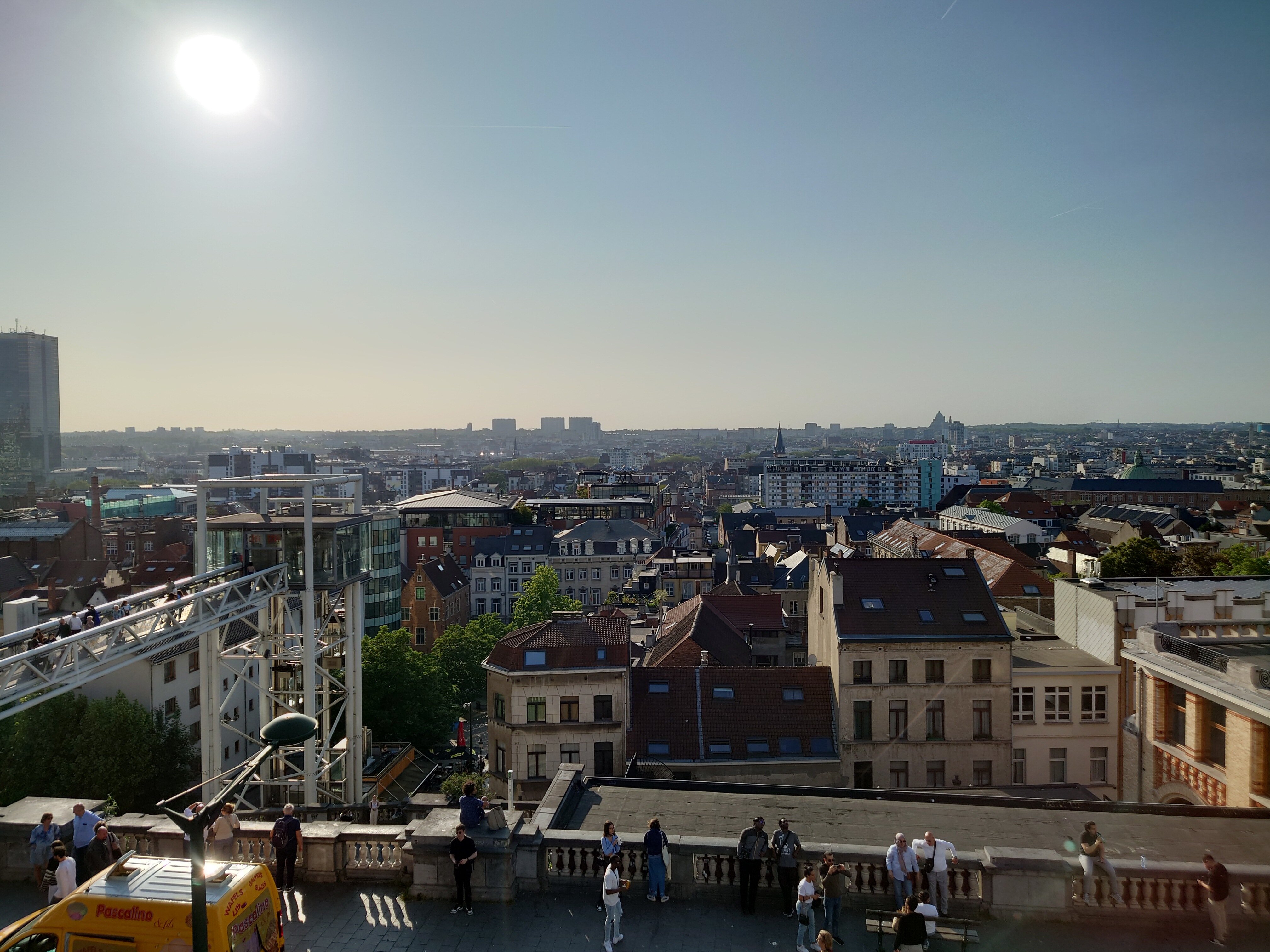 Фото Meininger Hotel Bruxelles Gare Du Midi
