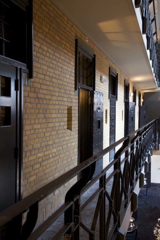 Фото Huis van Bewaring